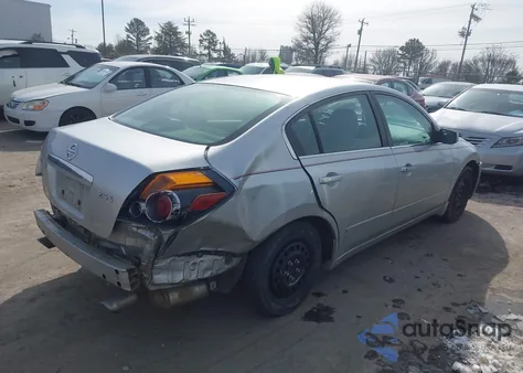 2009 Nissan Altima 2.5 S z USA, uszkodzony, nr VIN 1N4AL21E39C137775